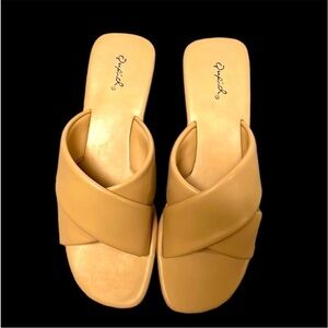 size 10 Qupid tan color sandals